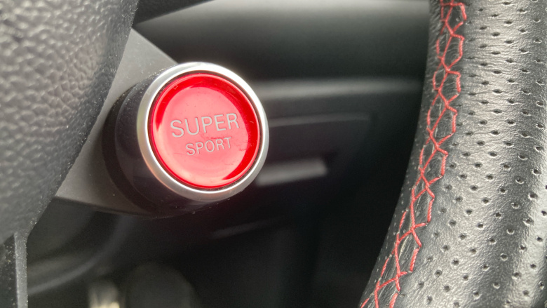 MG Hs 1.5 T-GDI Exclusive 5dr DCT Petrol Hatchback